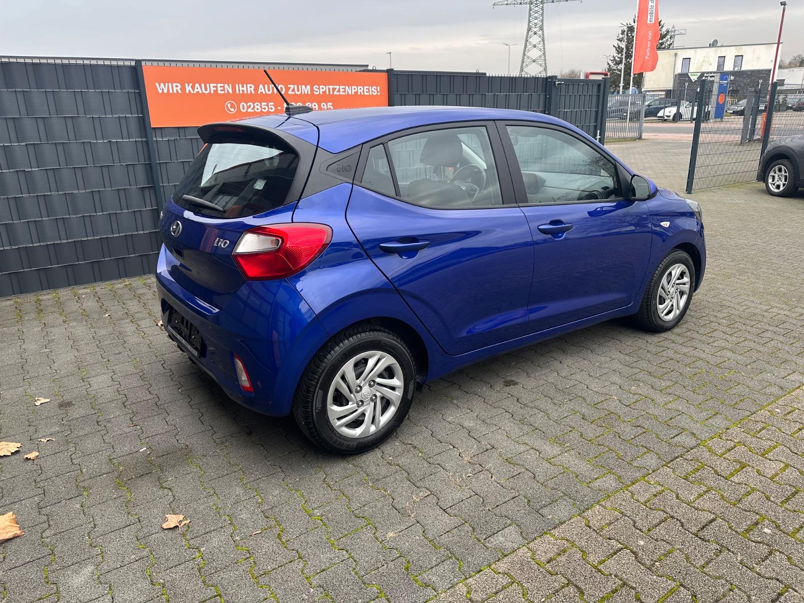 Hyundai i10 / Essential/
