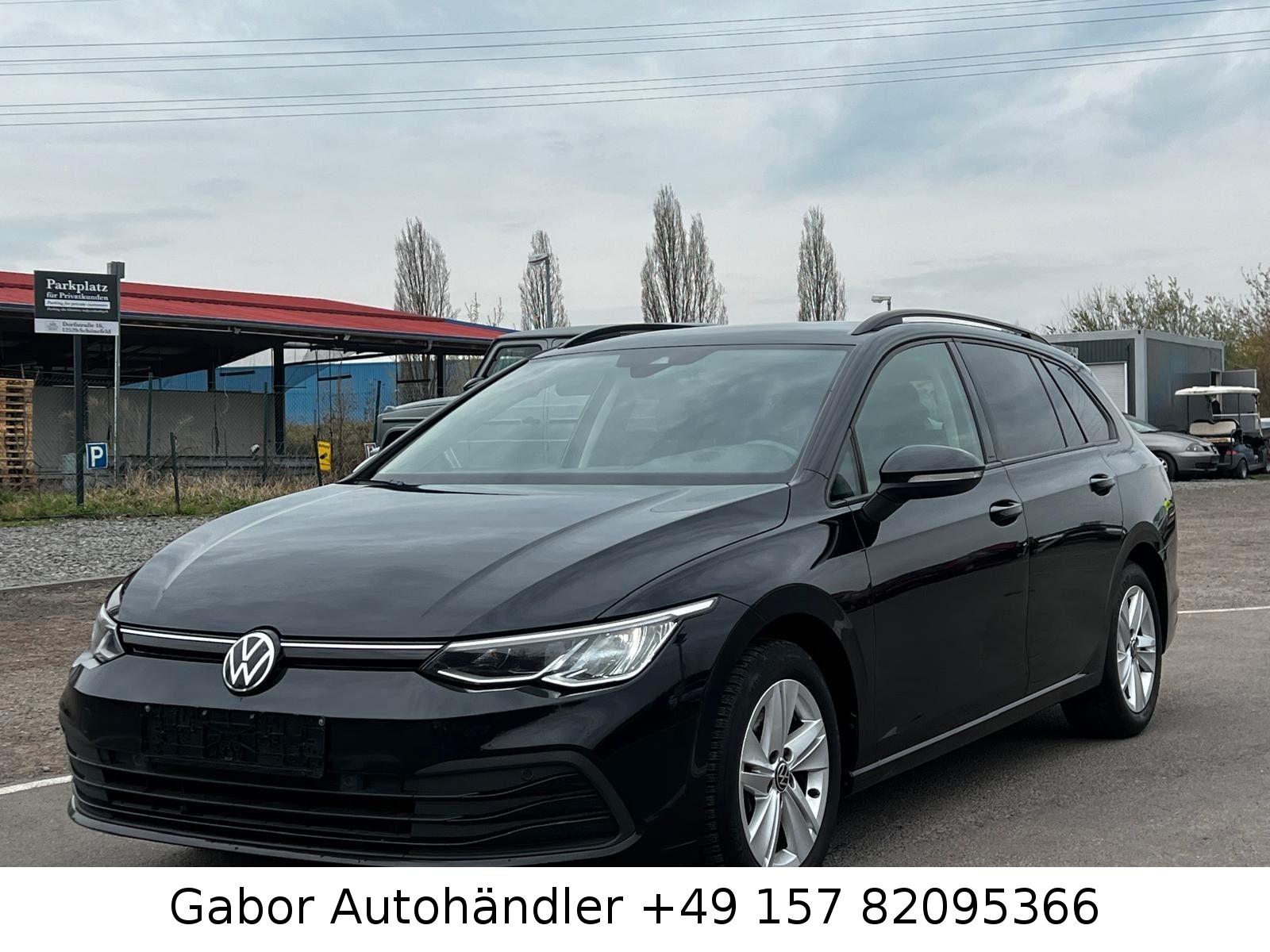 Volkswagen Golf VIII Variant Life