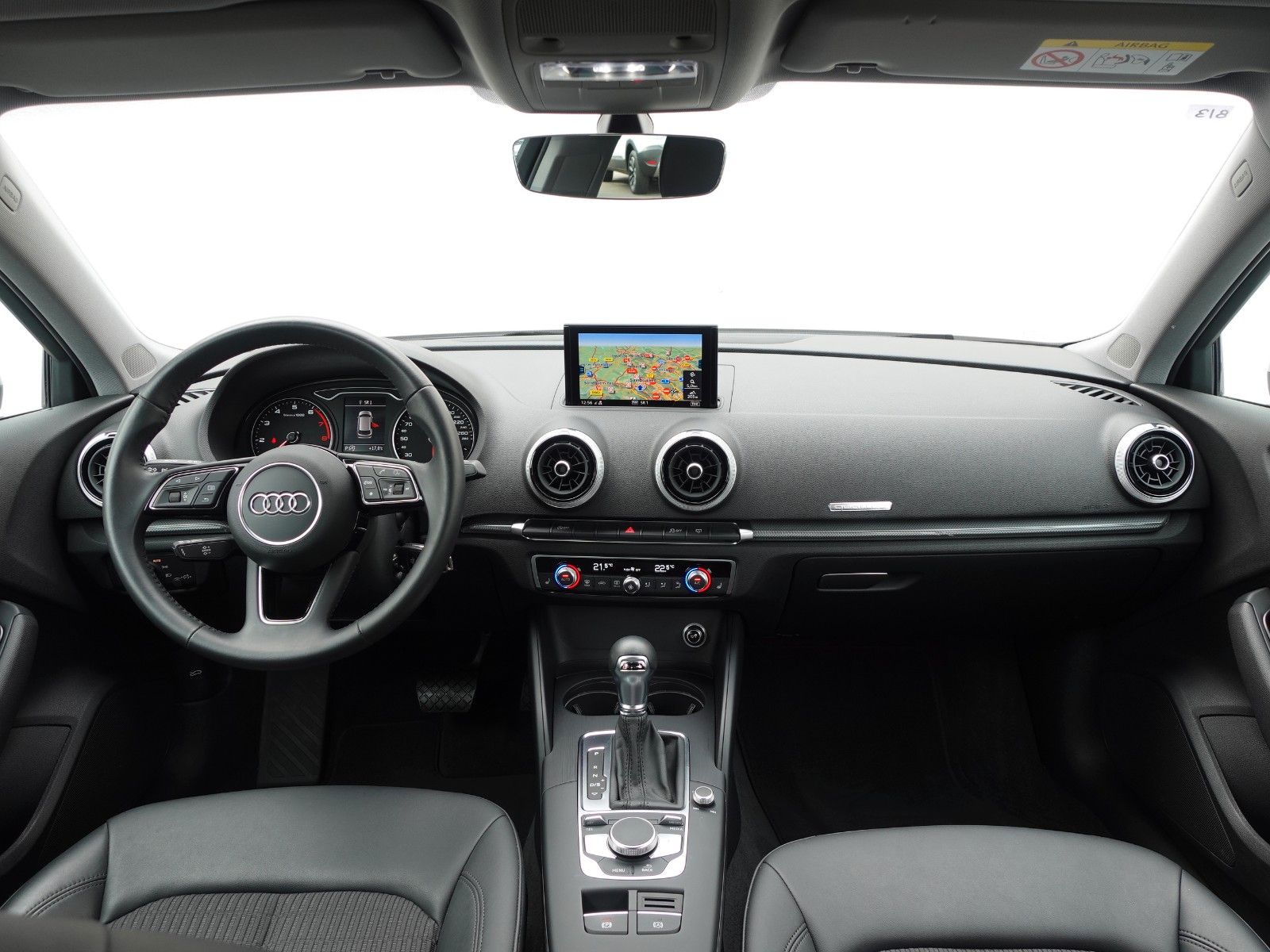 Fahrzeugabbildung Audi A3 Sportback 40 TFSI quattro design,Navi,Sitzhzg