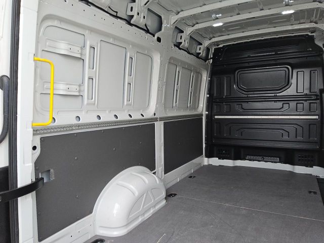 Crafter 35 2.0TDI Hochdach MR AHK Klima Tempomat