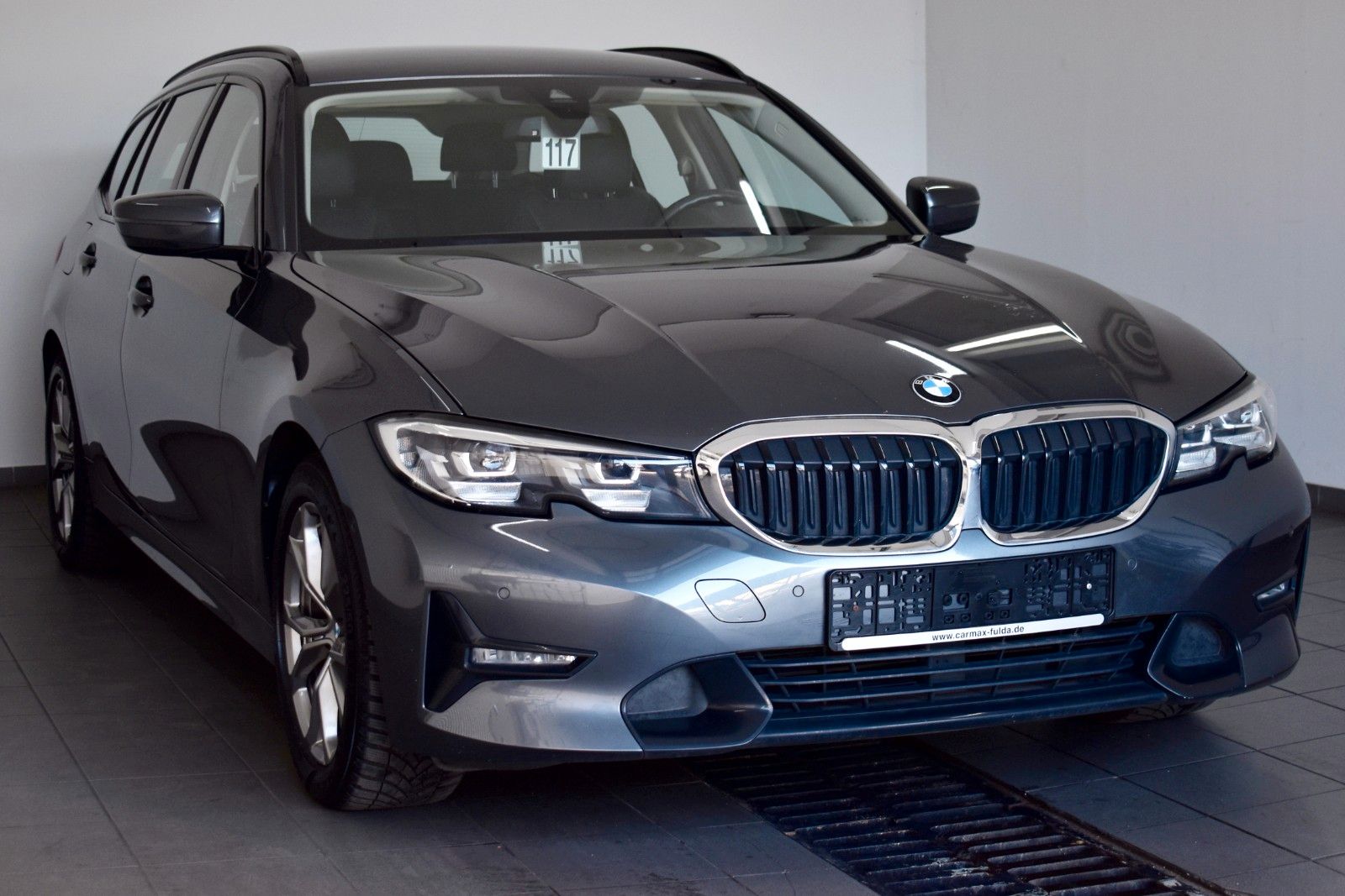 Fahrzeugabbildung BMW 320 d  Touring Sport Line,Leder,Navi,LED,AHK el.