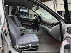 Fahrzeugabbildung BMW 316i Lim. / 2. Hand Navi Xenon Sitzheizung Tempo