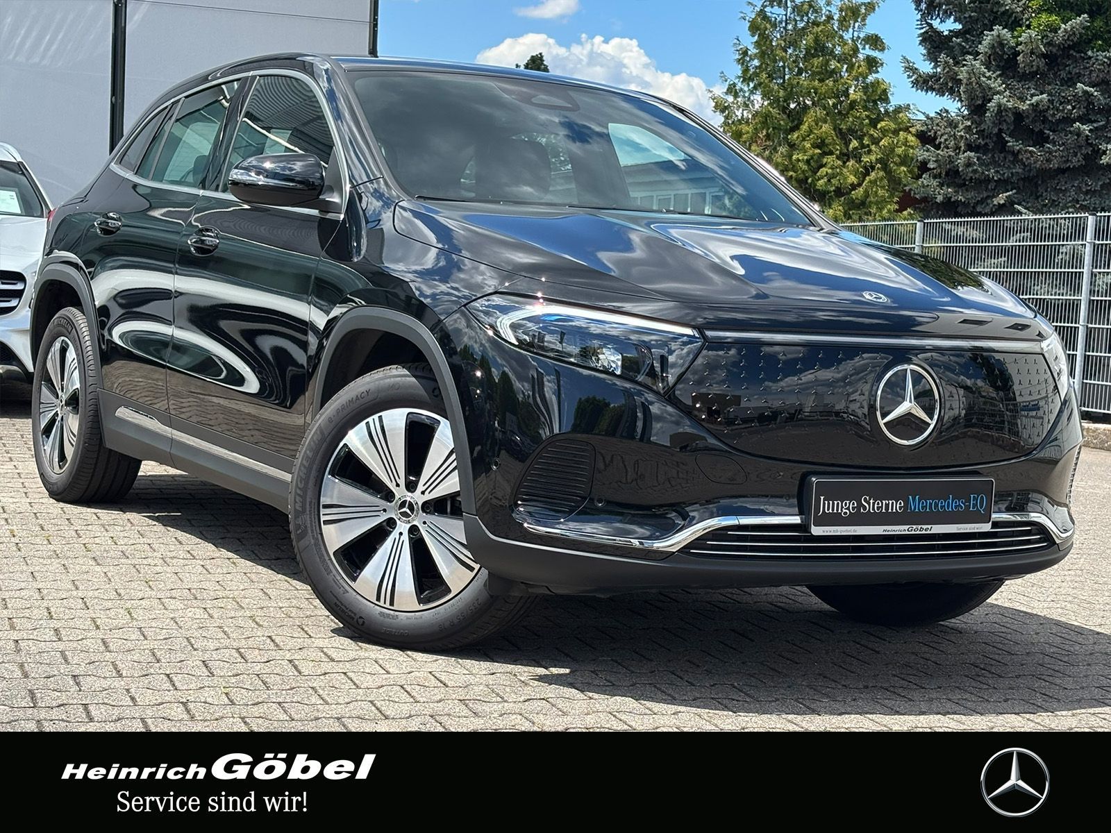 Fahrzeugabbildung Mercedes-Benz EQA 250+ PROGRESSIVE*BURMESTER*AMBIENTEBEL*KAMER