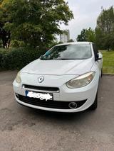 Renault Fluence 2.0 Benzin 2011 - Renault Fluence: Limousine