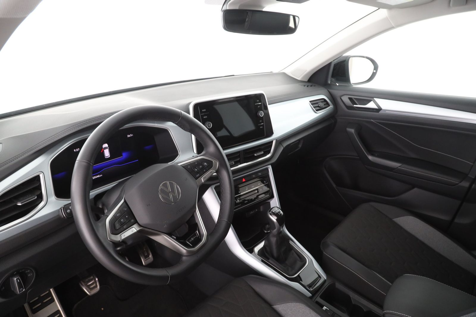 Volkswagen T-Roc - Bild 11