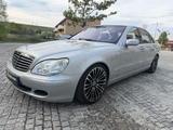 Mercedes-Benz S 350 LANG 1.HAND/S-DACH/MASSAGE/BOSE/SITZBELÜFT - gebrauchte Mercedes-Benz S 350 aus dem Jahr 2005