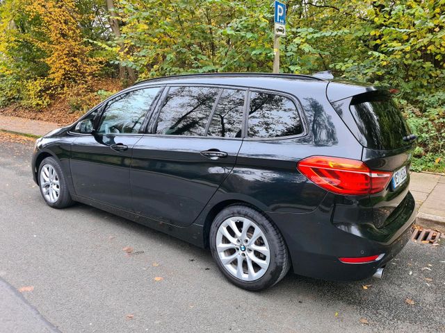 BMW Bmw 216 d automatik. Leder.xenon.navi