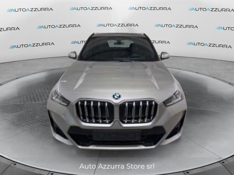 BMW X1 X1 sdrive18i MSport auto imagem 2