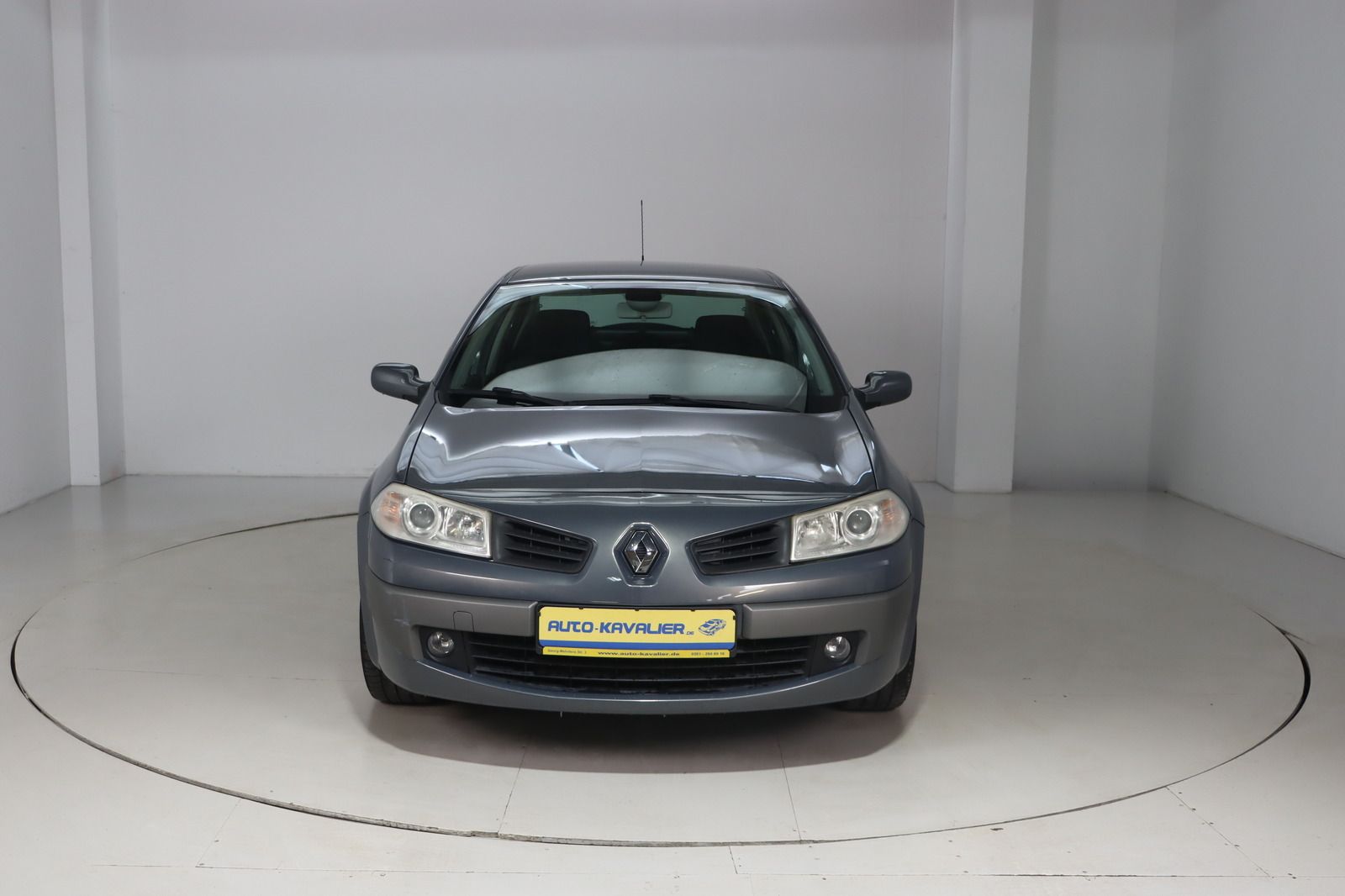 Fahrzeugabbildung Renault Megane 1.6 16V Dynamique HU/AU 09.27