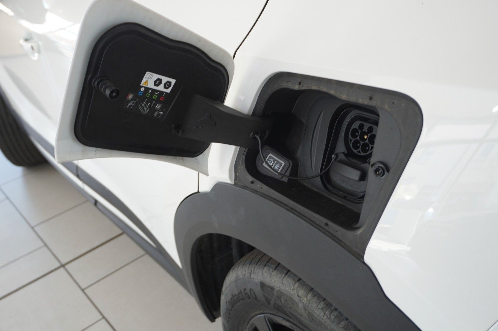 Fahrzeugabbildung Opel Mokka-e GS SPORT 1-PHASIG NAVI/LED/KAMERA/DAB+