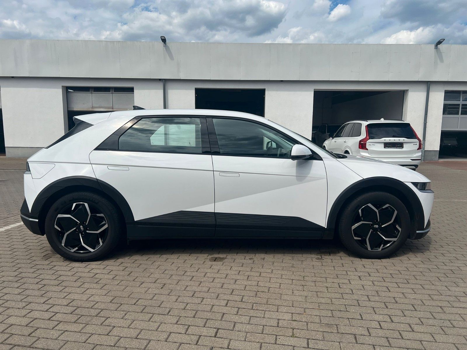 Fahrzeugabbildung Hyundai IONIQ 5 Dynamiq 239kW *RW481KM*Navi*ACC*LED*RFK*