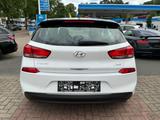 Hyundai i30 Pure 1.4 T-GDI USB AUX Tempomat Allwetter - Hyundai Gebrauchtwagen in Oldenburg