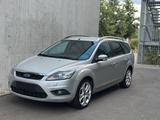 Ford Focus 2.0 Turnier Titanium Automatik *BI-XENON* - Ford Focus aus 2008: Kombi