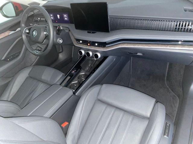 Superb IV Combi L&K 1.5 TSI iV DSG NAVI+MATRIX
