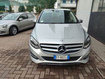 Mercedes B 180 - 3