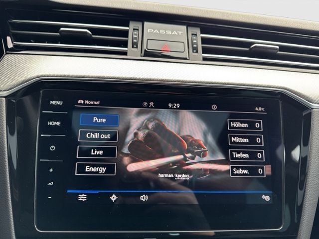 Passat Variant Elegance 2.0 TDI DSG R-LINE NAV P