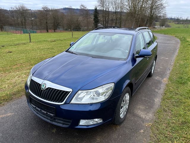 Skoda Octavia Combi Ambition 2.0TDI DSG 140ps