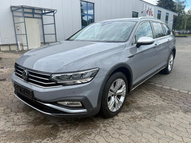 VW Passat Variant Alltrack 4Motion 2.0 TDI/ AHK/ACC