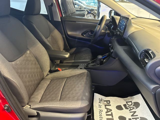 Toyota Yaris Hybrid Teamplayer *Safety&Comfort-Paket*