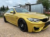 BMW M4 / Deutsch / Scheckheft / 3. Hand / ohne OPF - BMW M4: Privatanbieter