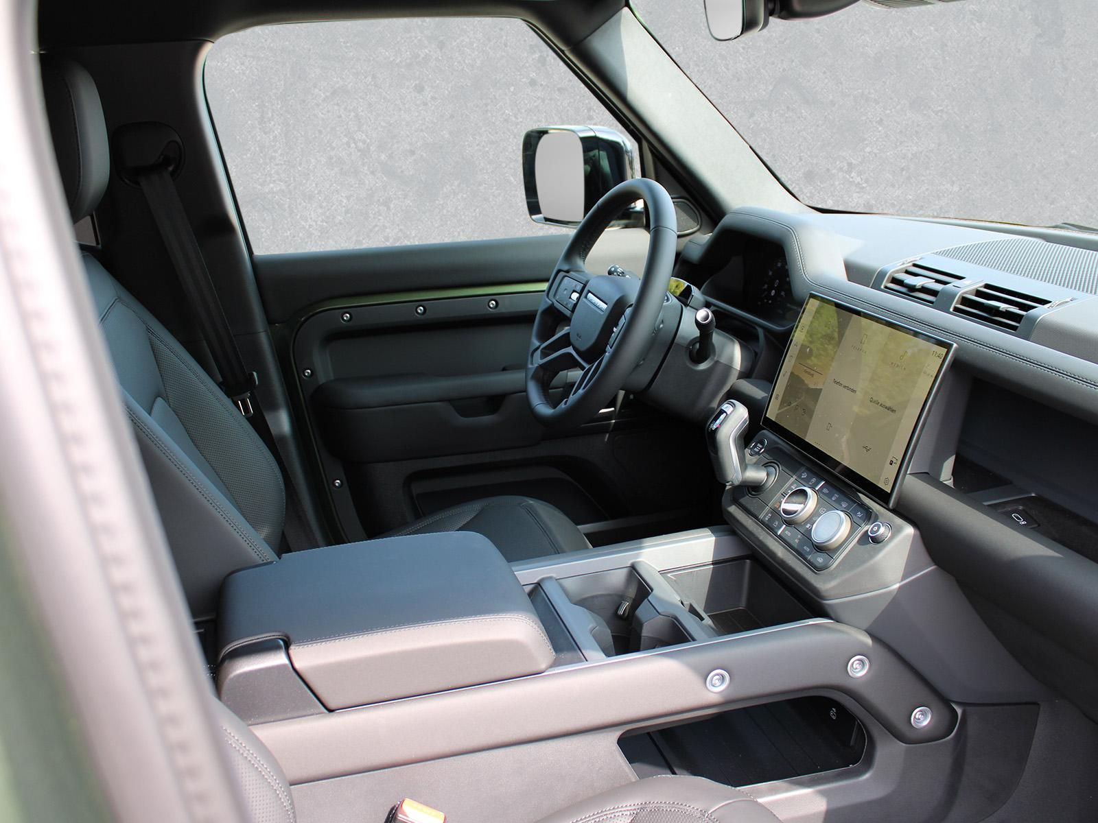 Fahrzeugabbildung Land Rover Land Rover Defender 110 D250 X-Dynamic SE