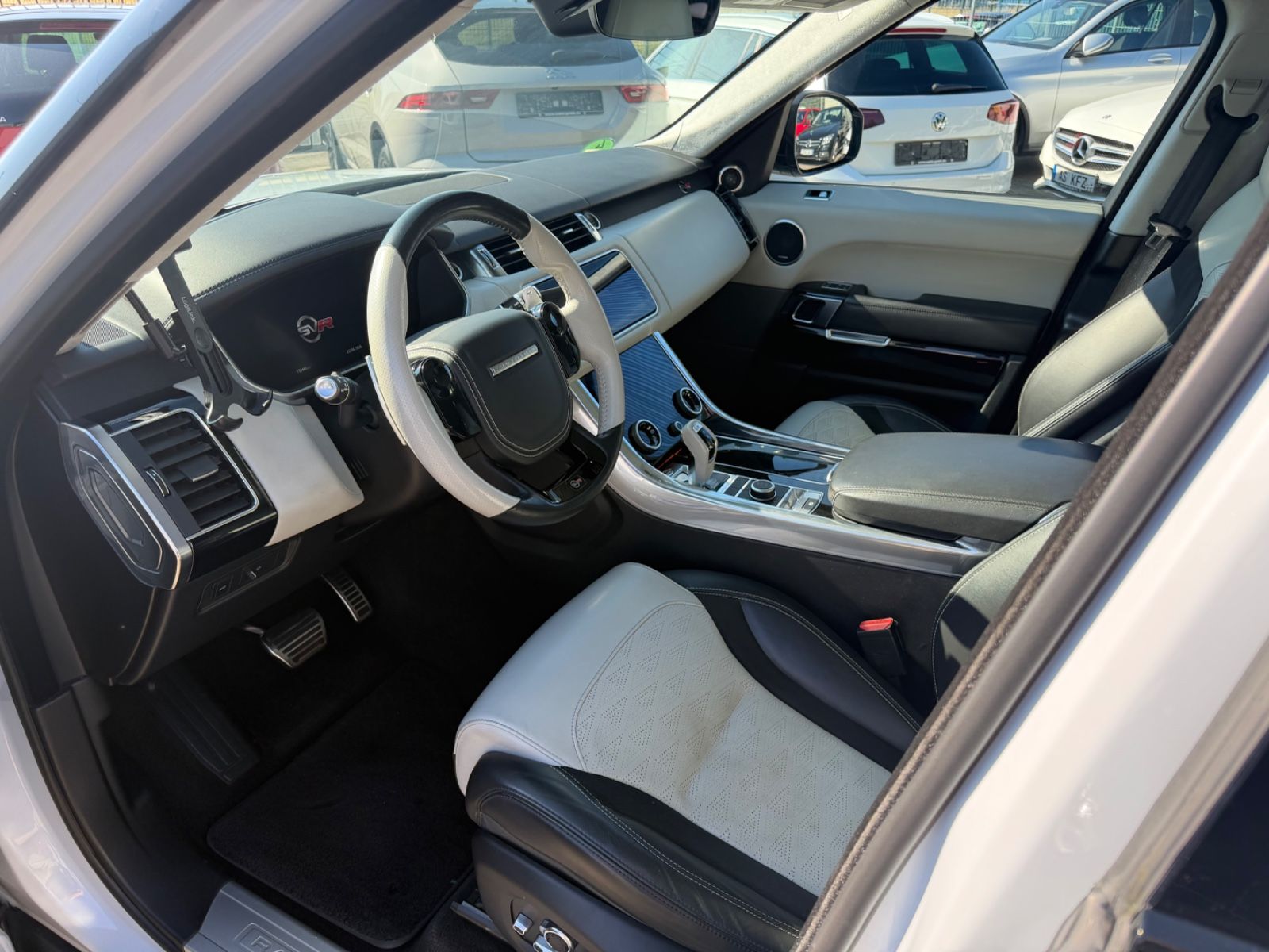Land Rover Range Rover Sport SVR AHK Standheizung foto 15