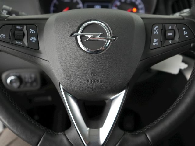 Zafira Tourer ACTIVE+7-SITZE+SITZ-/LENKRADHEIZUN