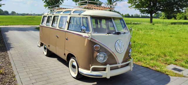 Volkswagen  VW T1 Bus (1973)