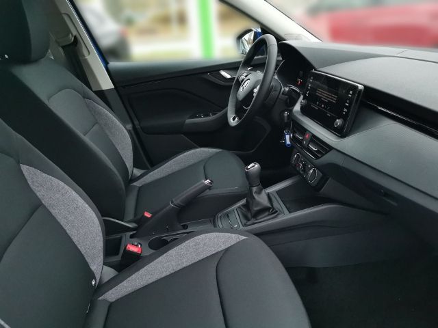 Fahrzeugabbildung SKODA Kamiq 1.0 TSI Essence SITZHEIZUNG PDC MFL AID