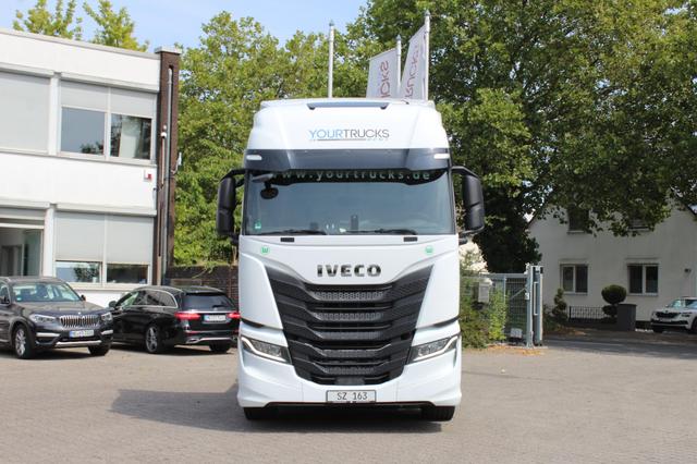 Iveco S-Way 510 Retarder · 2Tank · Kühlbox · Safety Lock