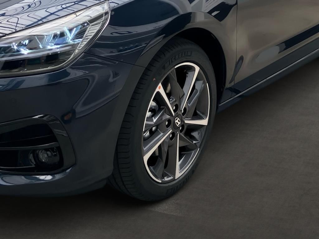 Fahrzeugabbildung Hyundai i30 5-Türer 1.0 T-GDI 7-DCT Advantage 2xKlima