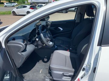 Toyota Yaris - 6
