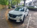 Peugeot 2008 Active BlueHDi 100 Active - Peugeot 2008 von privat