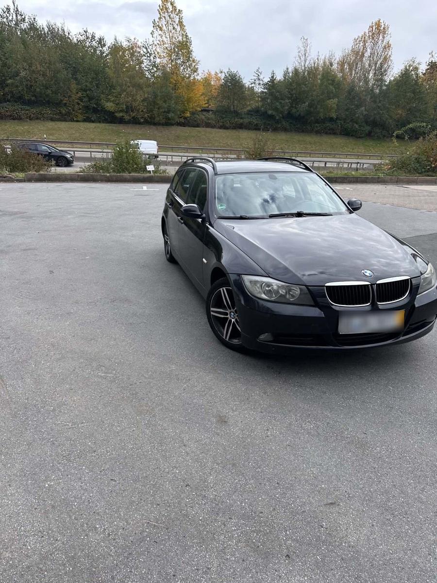 BMW 320 2006 — engine 163 HP (120kW)