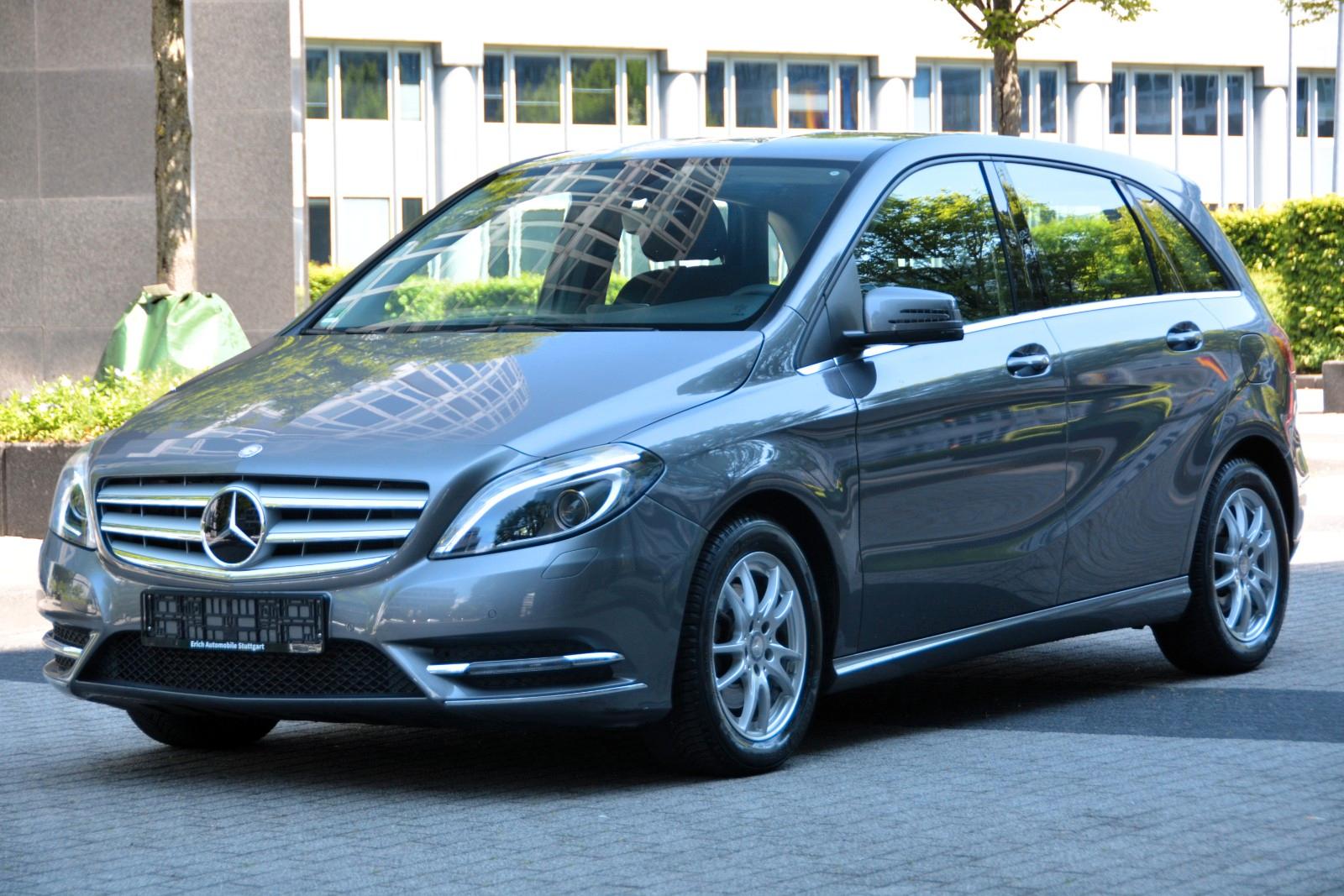 Mercedes-Benz B 200 7G-DCT| 1. HAND| BI-XENON| KAMERA|NAVI|PDC