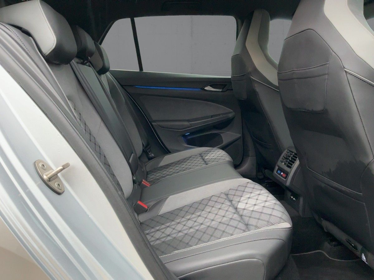 Volkswagen Golf - Bild 13