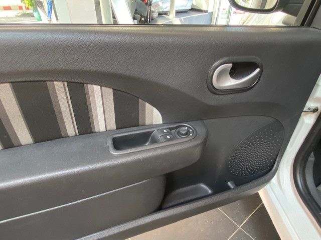 Renault Twingo 1.2 16V