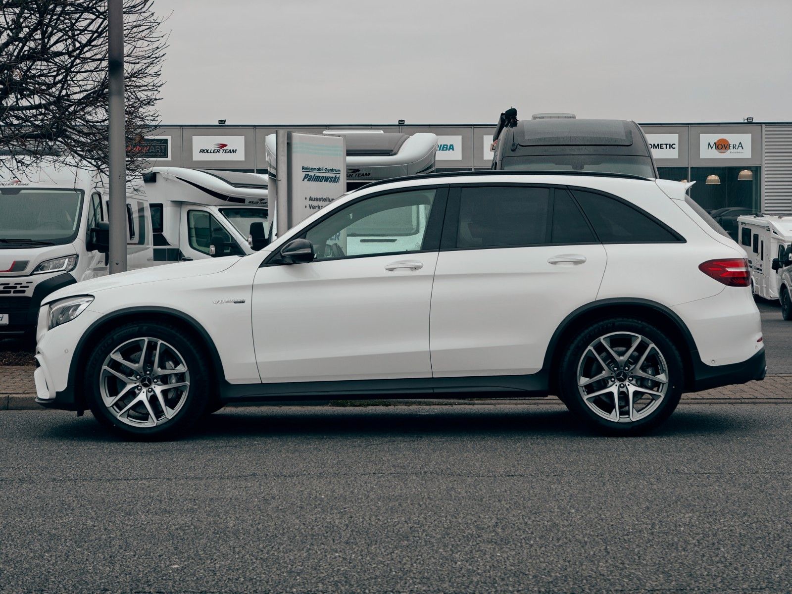 Fahrzeugabbildung Mercedes-Benz GLC 63 AMG 4Matic+, Burmester, Schalensitze, 360