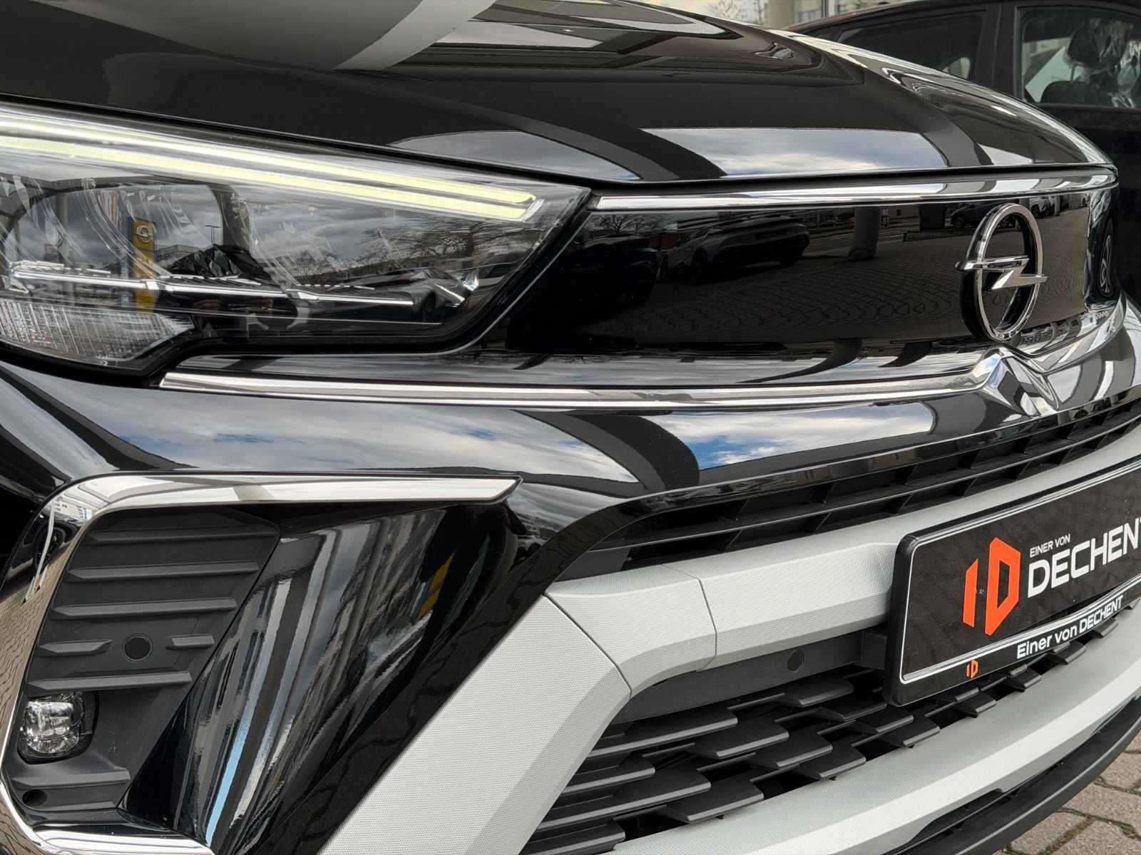 Fahrzeugabbildung Opel Crossland Elegance 110PS NAVI/Kamera/LED!