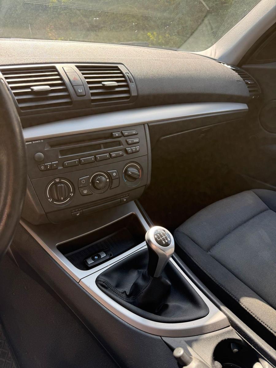 BMW 118 2006 — photo 9