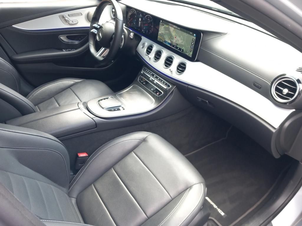 Fahrzeugabbildung Mercedes-Benz E 400 d 4MATIC T-Modell AMG*Nav*HUD*PDC*LED*360°