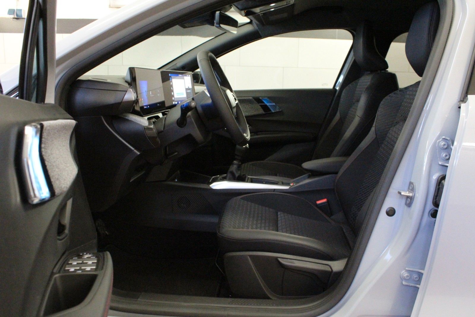 Fahrzeugabbildung Renault Clio TCe 115 Techno *Winter*Safety-Paket*