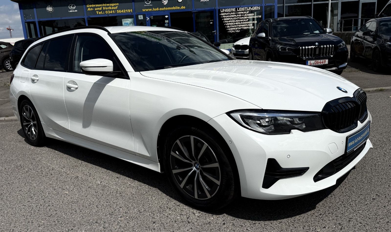 BMW 318 d Touring Rückfahrkamera,CarPlay,LED,