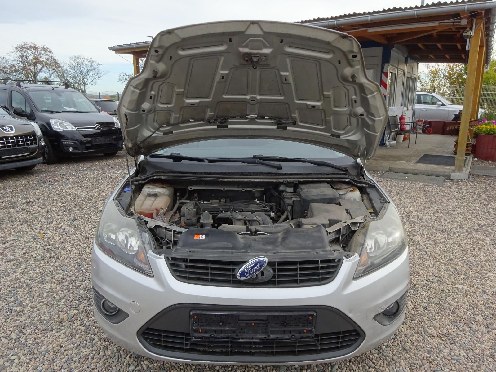 Ford Focus 2009 — photo 14