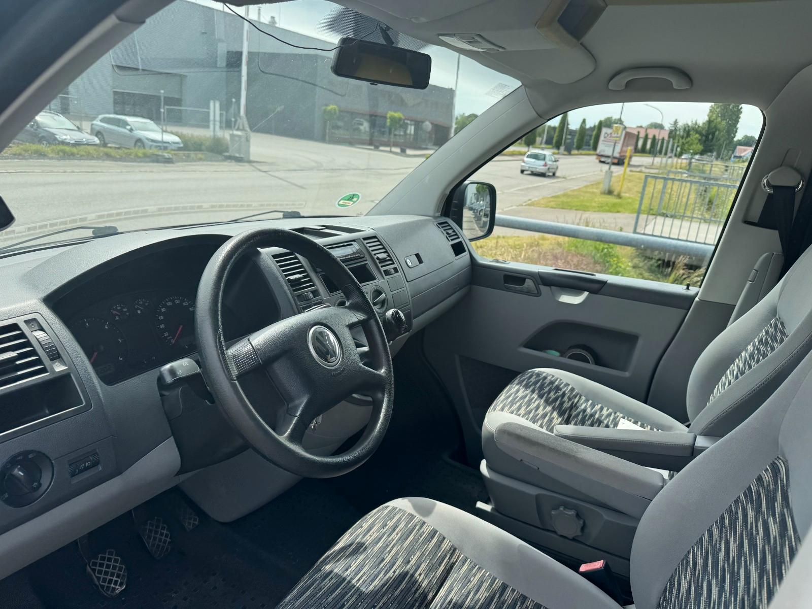 Volkswagen T5 DOKA VanUP Umbau Pickup Quad / Motorrad