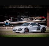 Audi R8 430 PS Komplett Carbon Paket - Audi R8 in Stuttgart