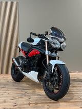 Triumph Speed Triple 1050 - SPEED TRIPLE