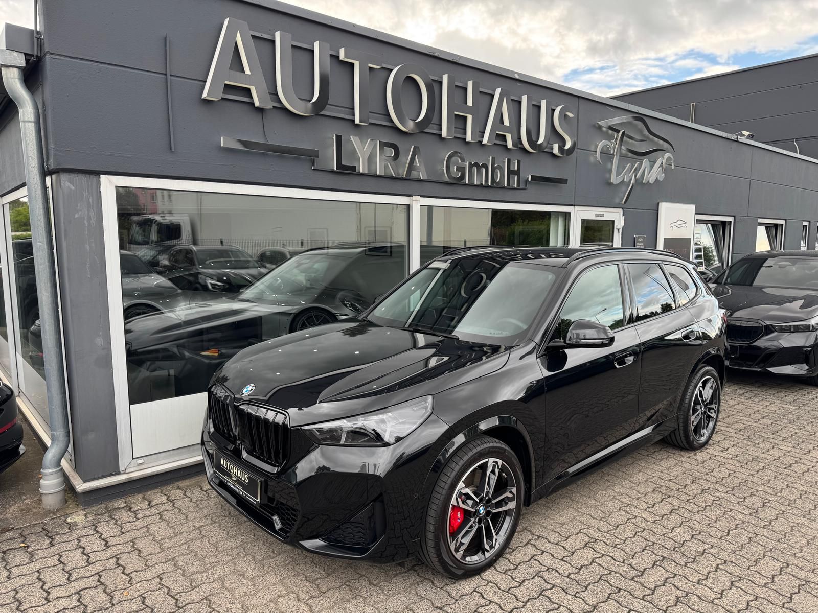 BMW X1 20d xDrive M-Sport*LED*NAVI*AHK*360°KAM*H&K* imagem 2