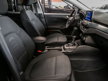 Ford Focus Turnier 1.0 Active Kamera Navi LED