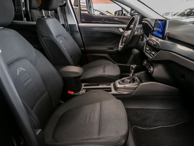 Ford Focus Turnier 1.0 Active Kamera Navi LED